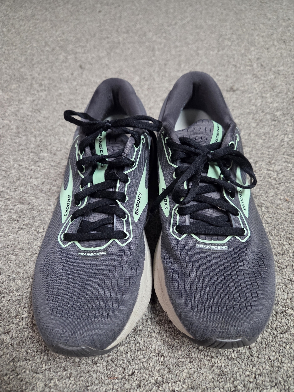 Brooks Women’s Transcend Run Shoes - Black with Mint Accents